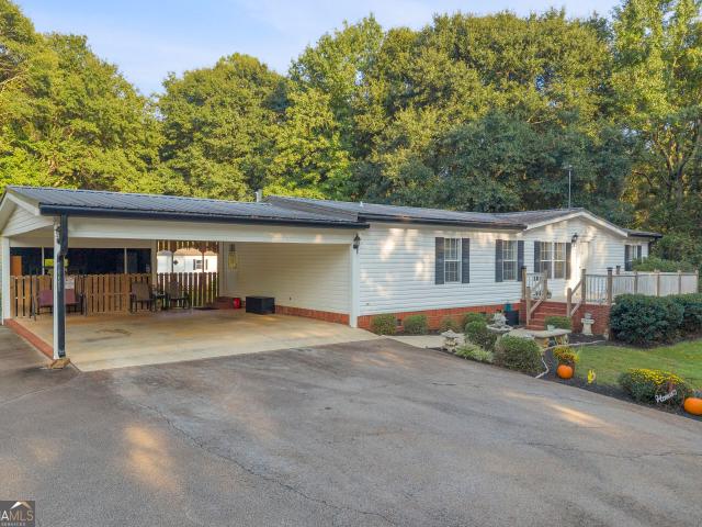 House for sale in Canon, Georgia