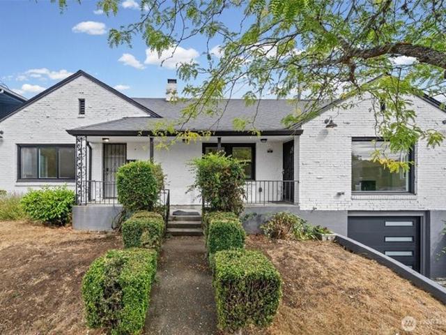 House for sale in Tacoma, Washington
