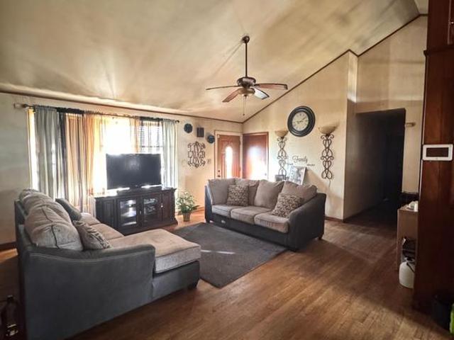 House for sale in Cedarville, New Jersey