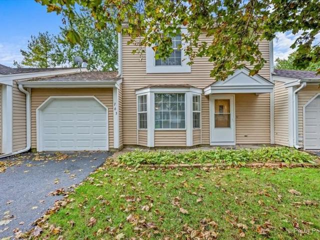 Townhouse for sale in Island Lake, Lake County