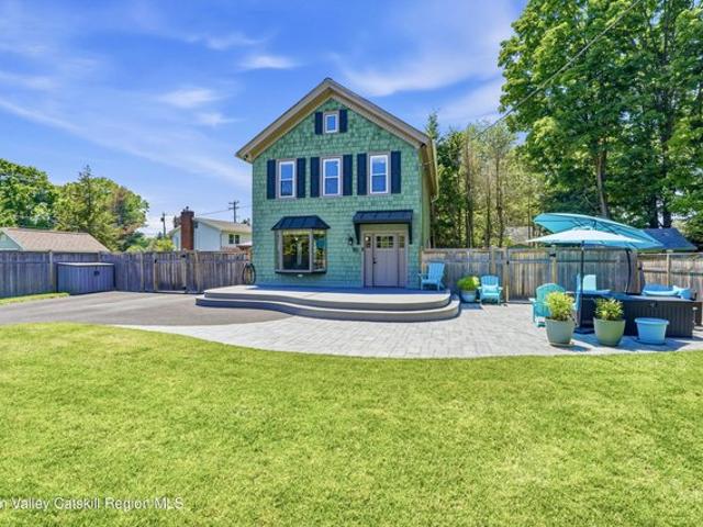 House for sale in Cottekill, New York