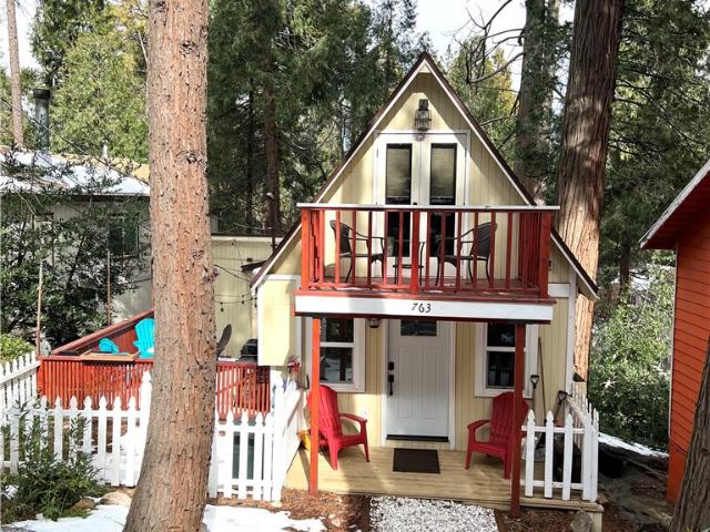 House for sale in Cedarpines Park, California