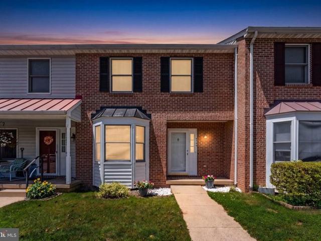 Townhouse for sale in Virginia
