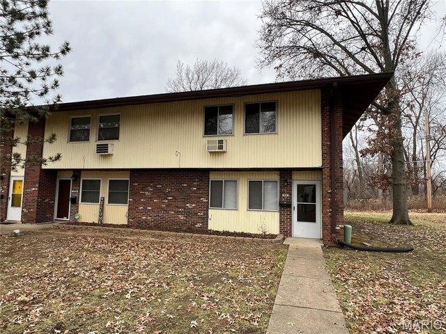 Condo for sale in Hazelwood, Missouri