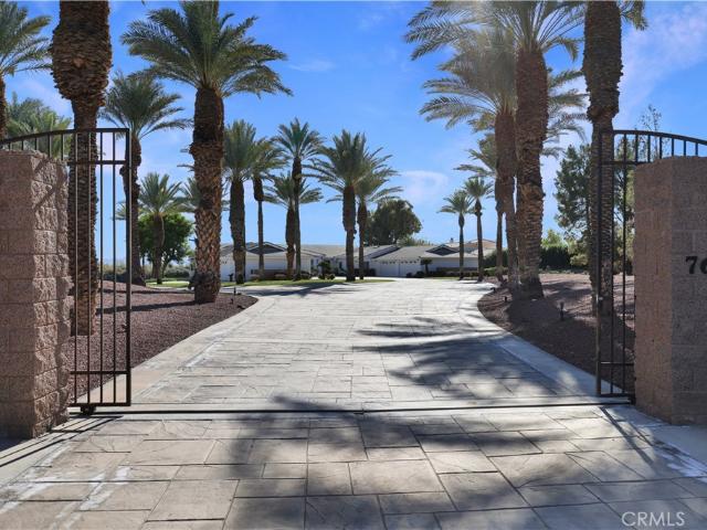 House for sale in Earp, California