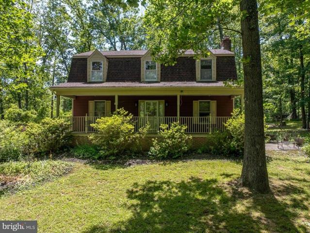 House for sale in Hedgesville, West Virginia