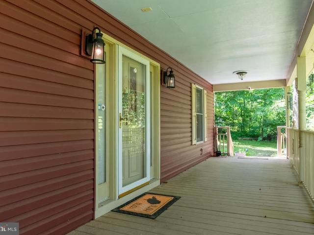 House for sale in Hedgesville, West Virginia