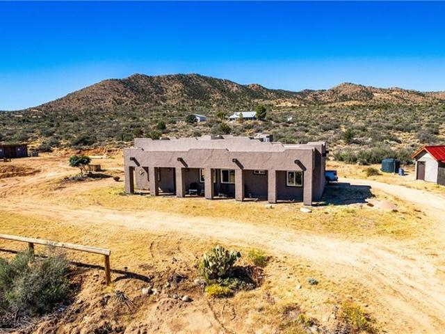 House for sale in Hackberry, Mohave County