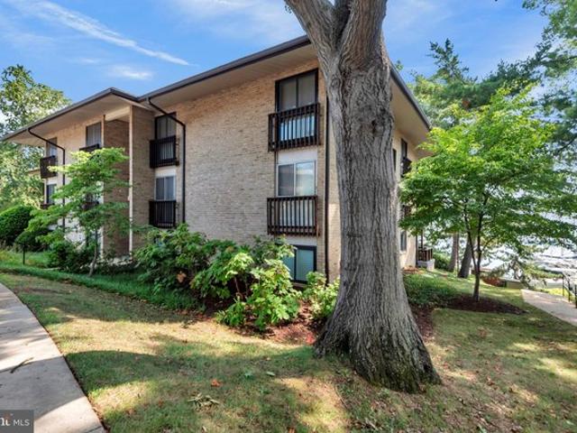 Condo for sale in Annapolis, Maryland