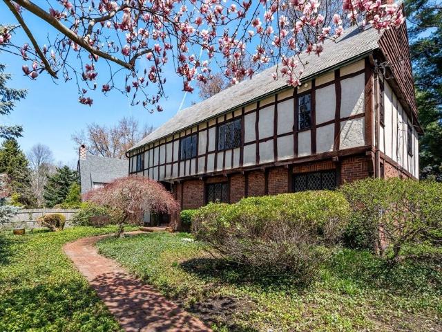House for sale in Brookline