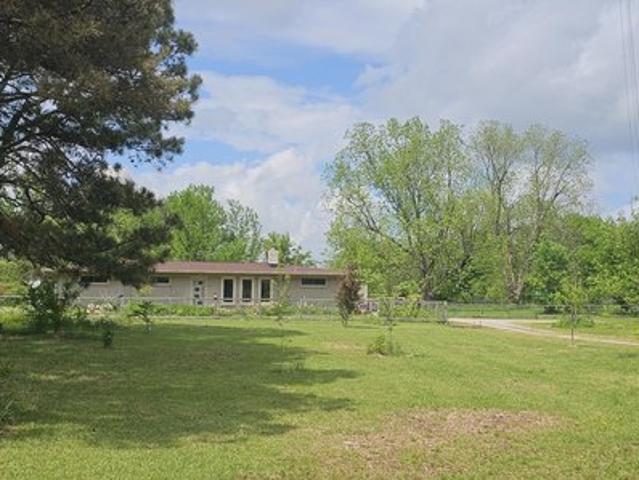House for sale in Guntown, Mississippi