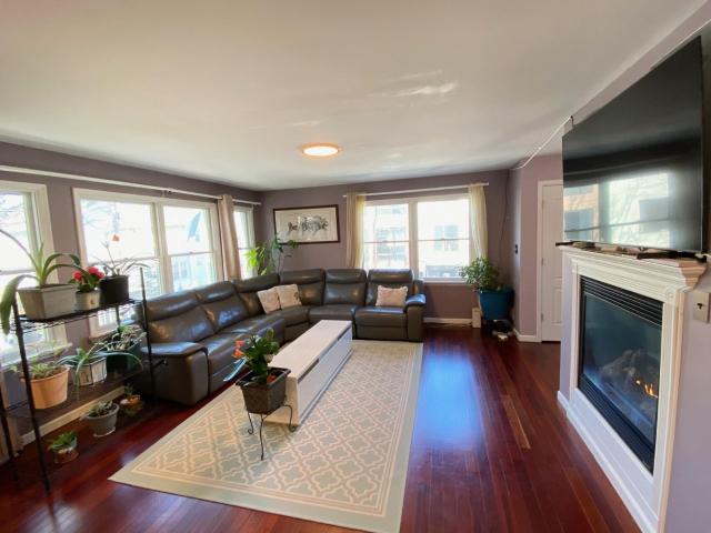 Townhouse for sale in Cliffside Park