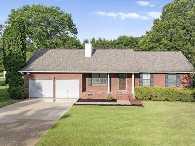 House for sale in Arab, Alabama