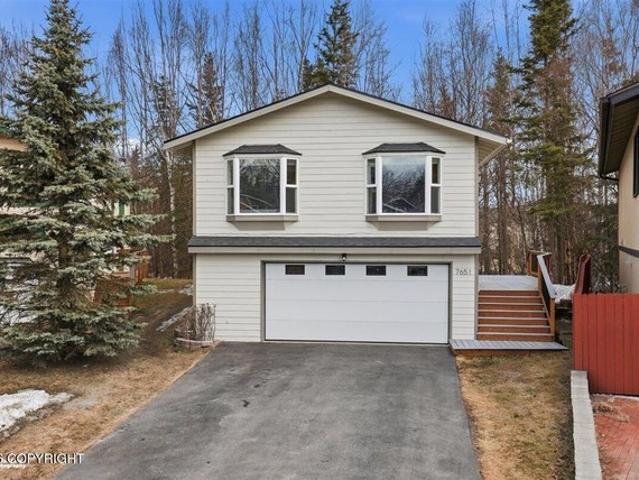 House for sale in Alaska