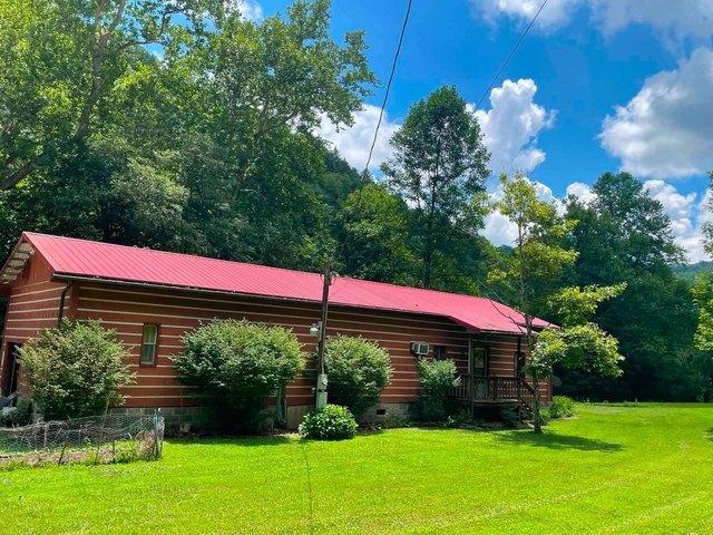 House for sale in Clay, West Virginia