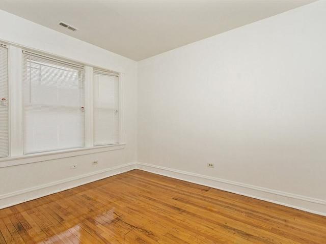 Apartment for rent in Chicago Park, Illinois