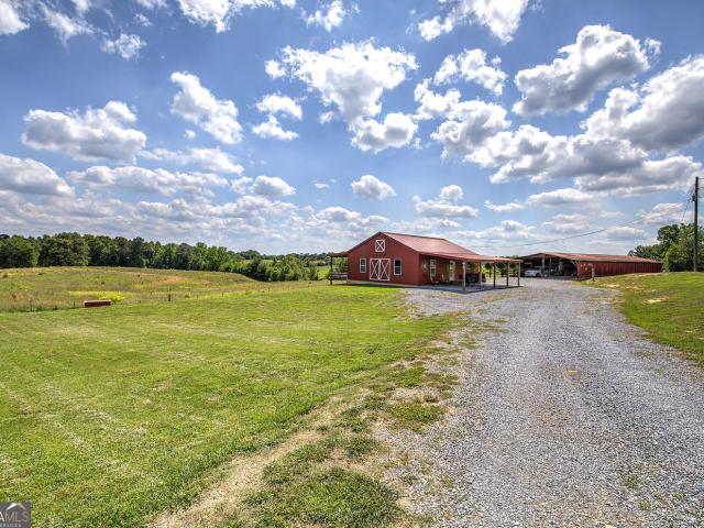 House for sale in Haralson, Georgia