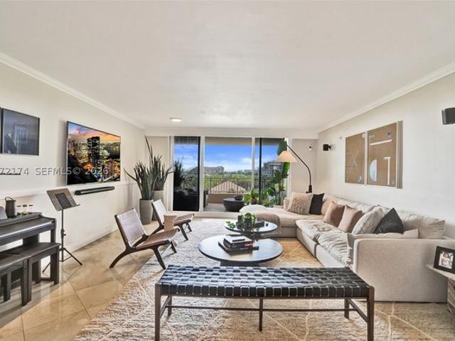 Condo for sale in Key Biscayne, Miami-Dade County