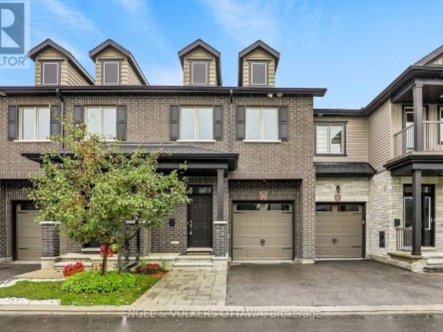 House for sale in Deerfield Village 2, Ottawa