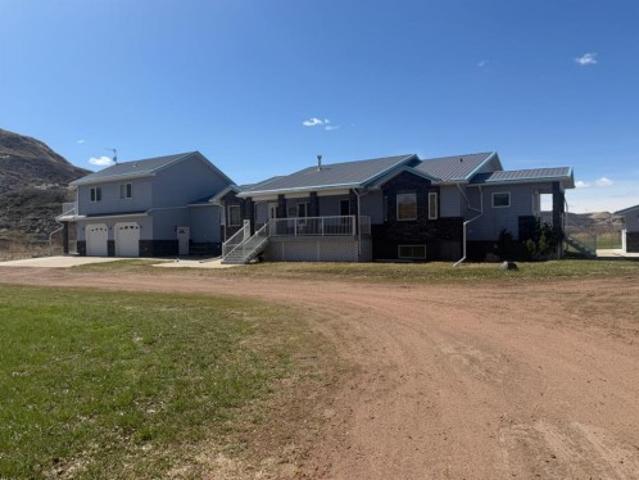 House for sale in Alberta