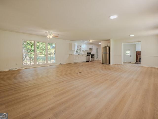 House for sale in Hull, Georgia
