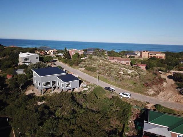 Land for sale in Cape St Francis, Eastern Cape