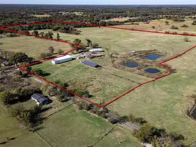 House for sale in Sulphur Springs