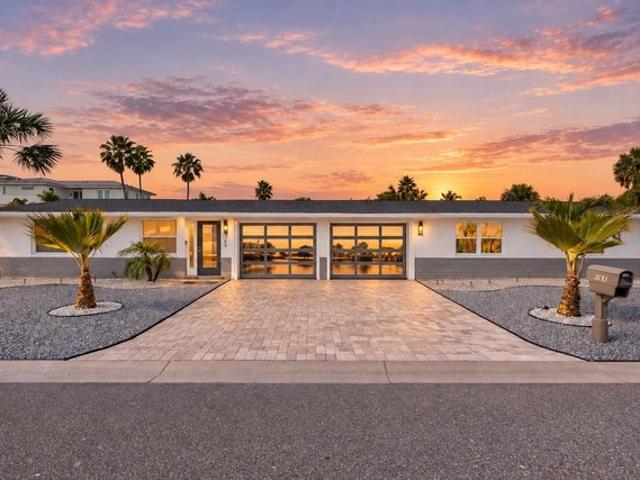 House for sale in Longboat Key, Manatee County
