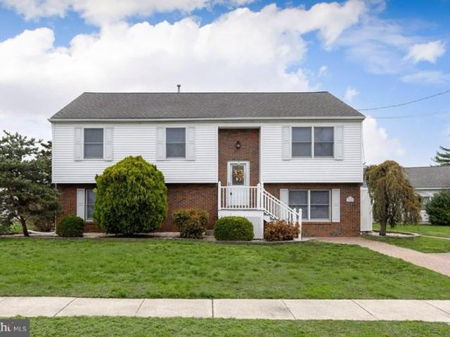 House for sale in Gibbstown, New Jersey