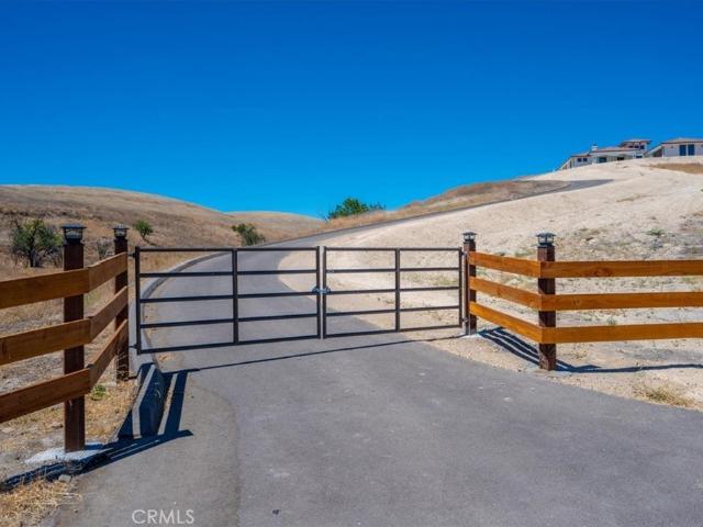House for sale in San Miguel, California