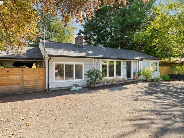 House for sale in Garden Home, Beaverton