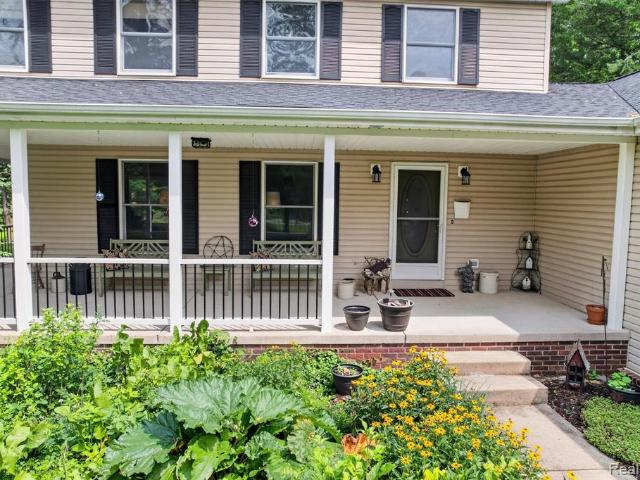 House for sale in Hamburg, Michigan