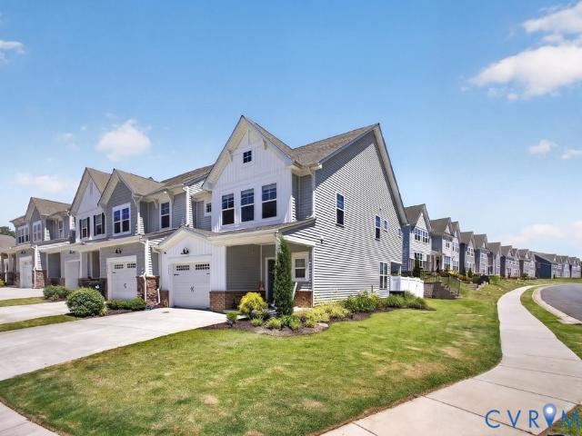 Townhouse for sale in Virginia