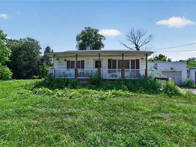 House for sale in Niagara, New York