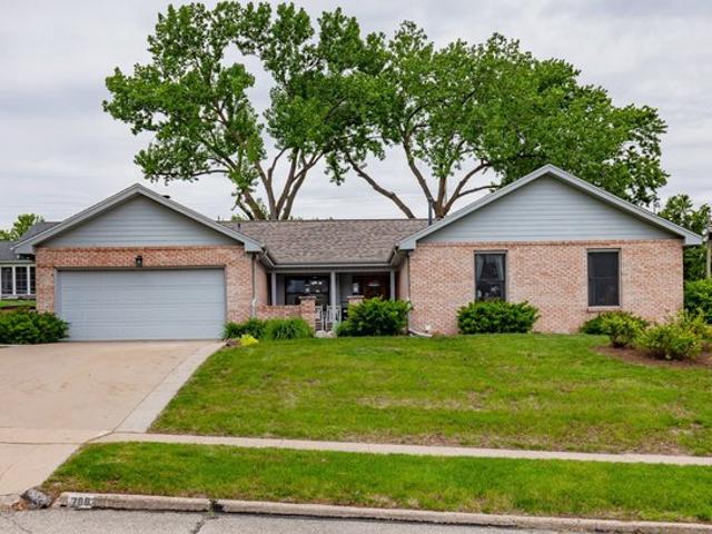 House for sale in West Des Moines, Iowa