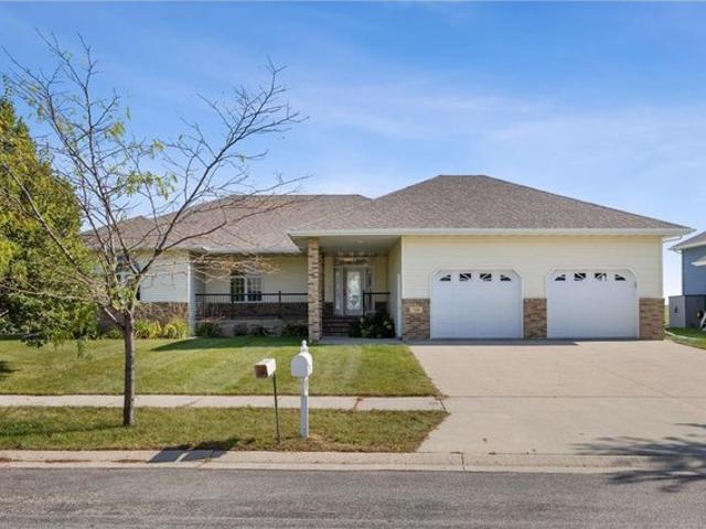 House for sale in Moorhead, Minnesota