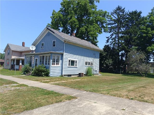 House for sale in Conneaut, Ohio