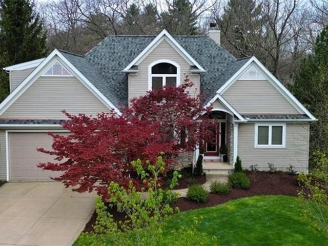 House for sale in Summit, Ohio