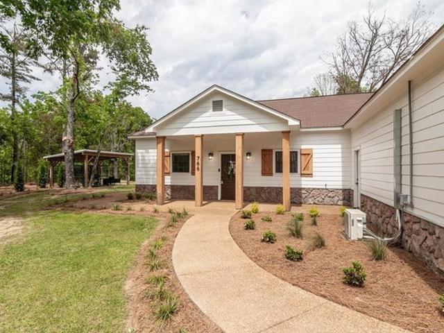 House for sale in Abbeville, Mississippi