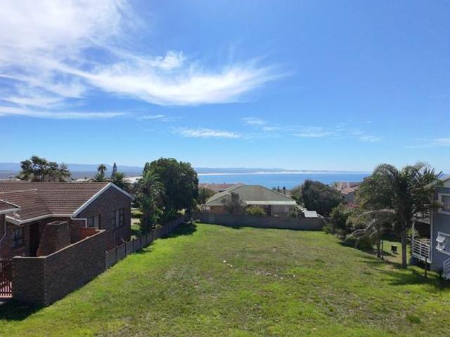 Land for sale in Cape St Francis, Eastern Cape