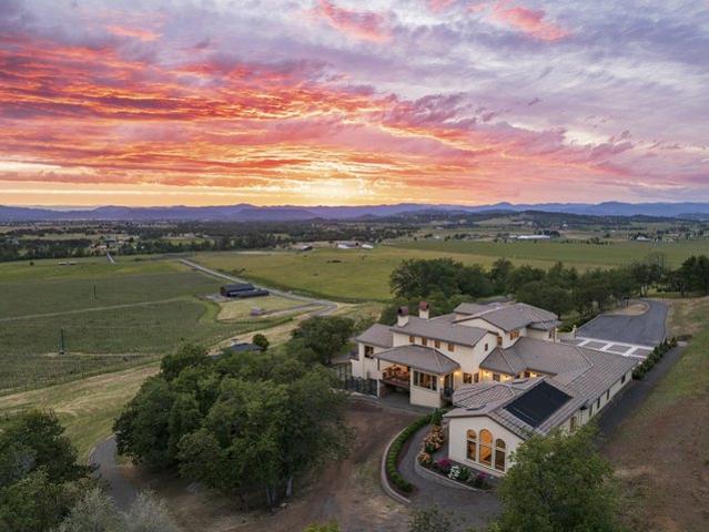 Farm for sale in Oregonia