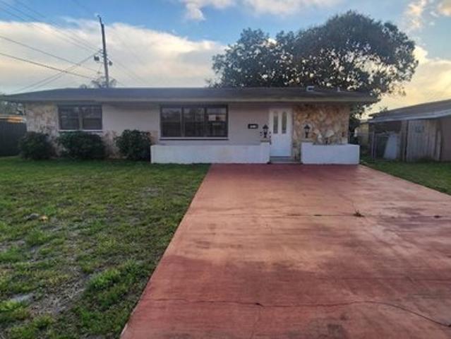 House for sale in Pembroke Pines, Florida