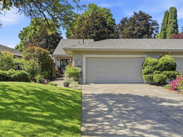 Townhouse for sale in Oregonia