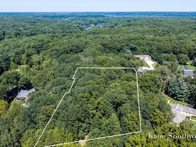 Land for sale in Cascade Charter Township, Grand Rapids