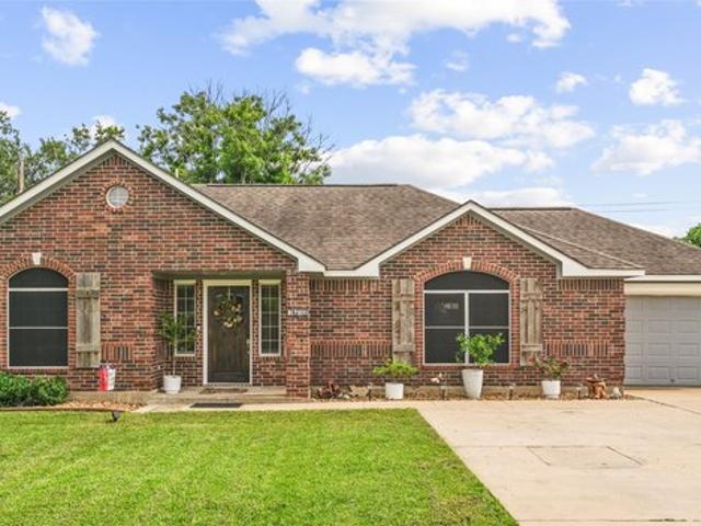 House for sale in Alvin, Texas
