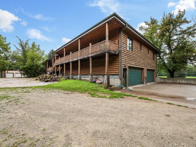 House for sale in Whiteside, Illinois