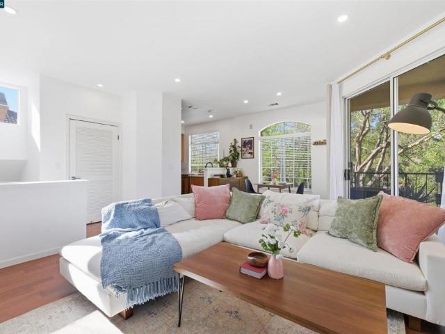 Condo for sale in Dublin, California