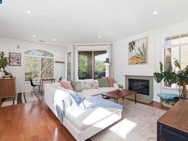 Condo for sale in Dublin, California