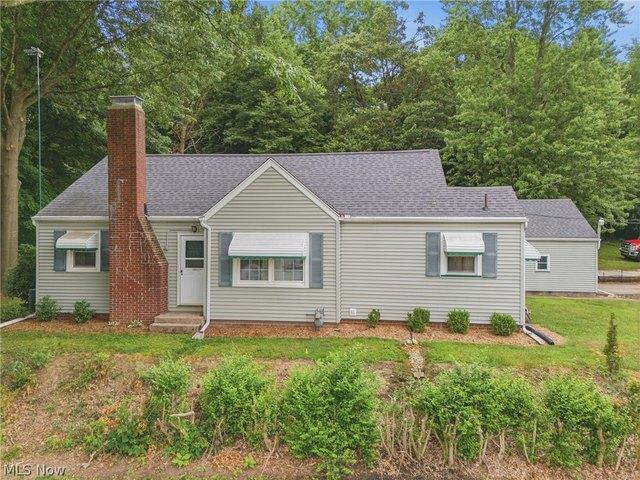 House for sale in Navarre, Ohio