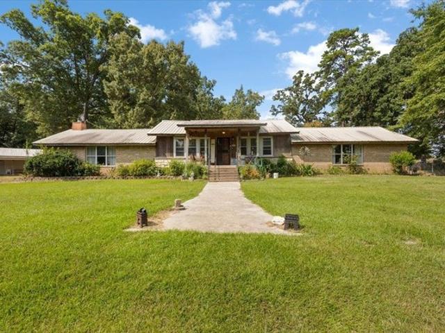 House for sale in Gilchrist, Texas